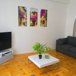 Carre D'or Appt 4 Pieces Moderne Et Spacieux France